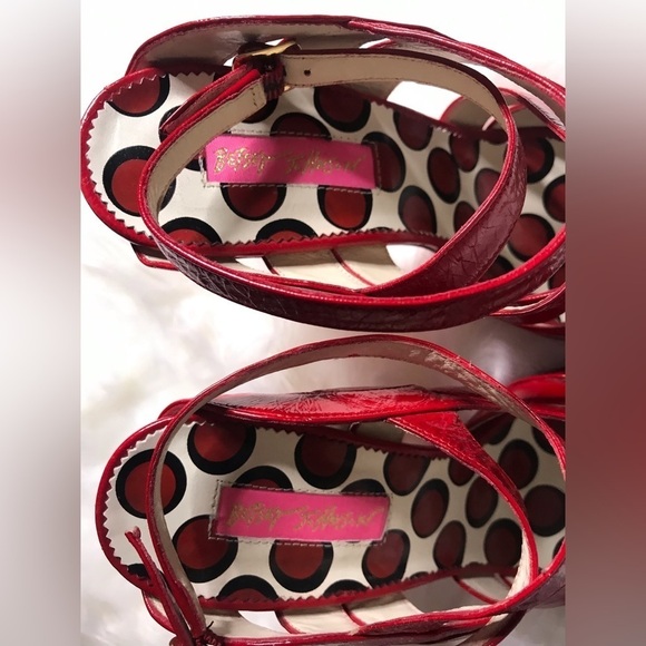 🌞Betsey Johnson Sexy RED Heels 7.5 - Picture 7 of 10